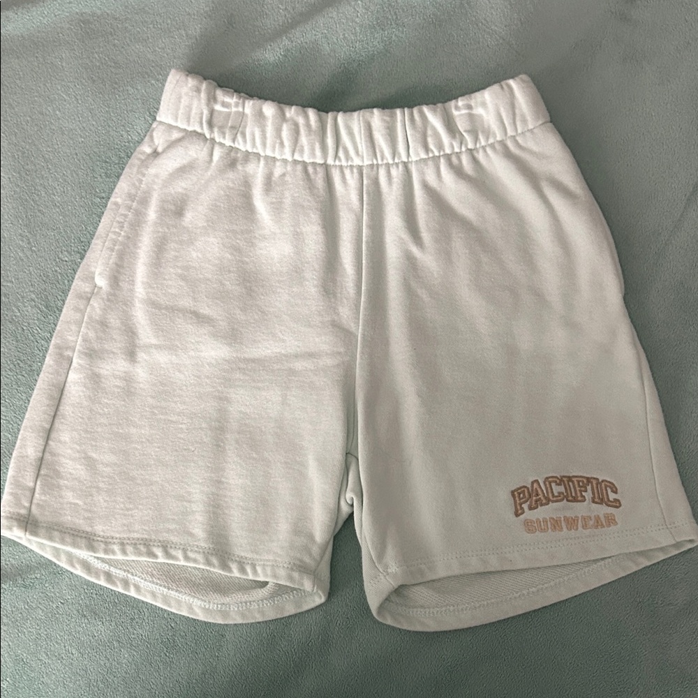 Pacific Sunwear Light Mint Green Shorts l NWOT l M-10 Big Kids
